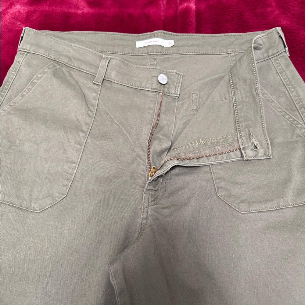 Levi’s Utility Pants Olive Green 32
